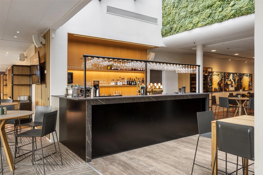 Bar Trinity Hotel